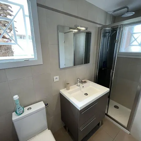 3 Pièces Mezzanine Avec Piscine, Tennis, Proche Et Port à Saint-cyprien, 6 Couchages - Fr-1-106-26