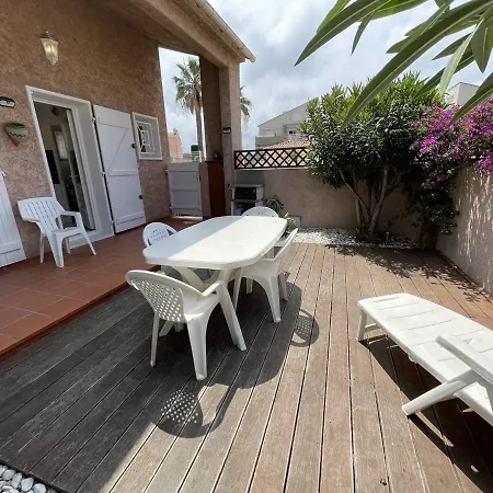 3 Pieces Mezzanine Avec Piscine, Tennis, Proche Et Port A Saint-cyprien, 6 Couchages - Fr-1-106-26 فيلة سان سيبريان